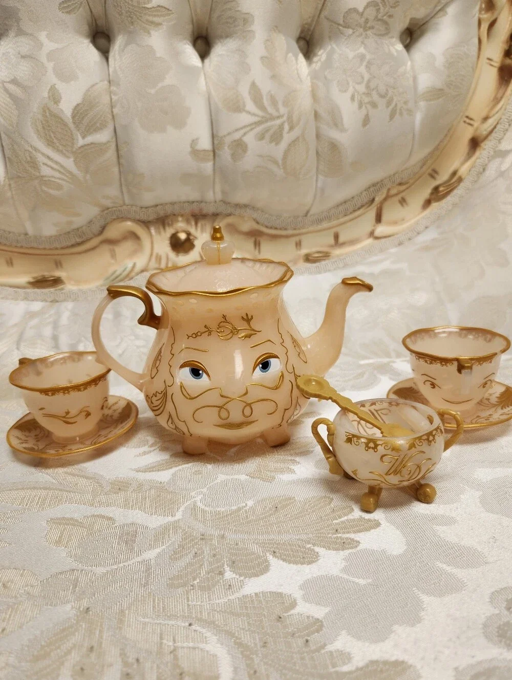 Disney’s Beauty & The Beast - Enchanted Tea Set Playset